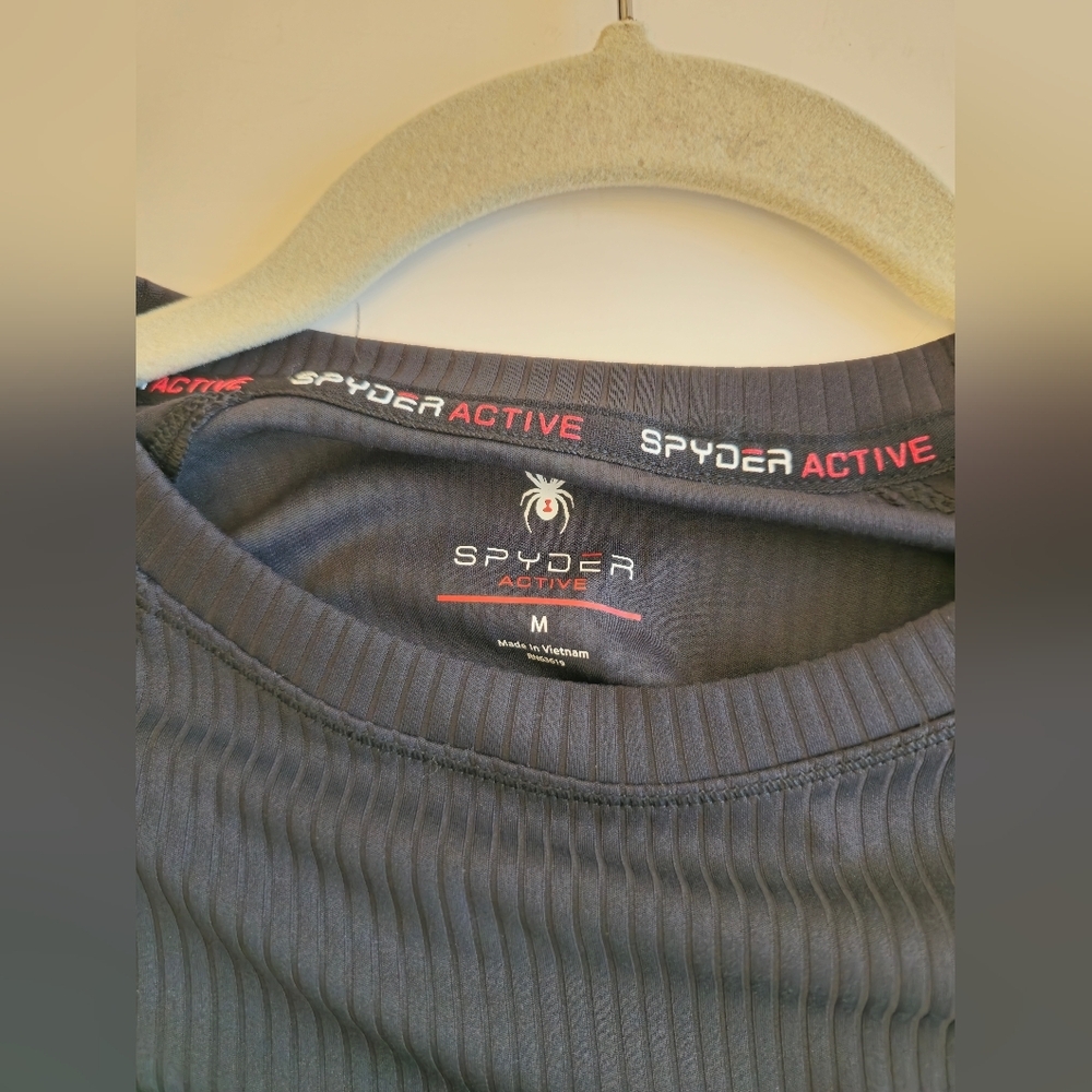 NWT Spyder Women's Active Pullover Crew Long Sleeves Shirt Black Size Medium - Picture 13 of 16